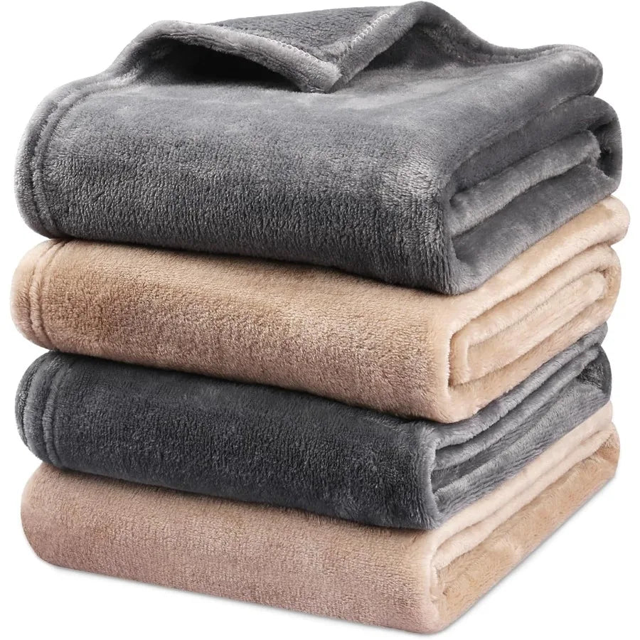 High-concerned Chemical Washable Dog Blanket for Puppy and Kitten